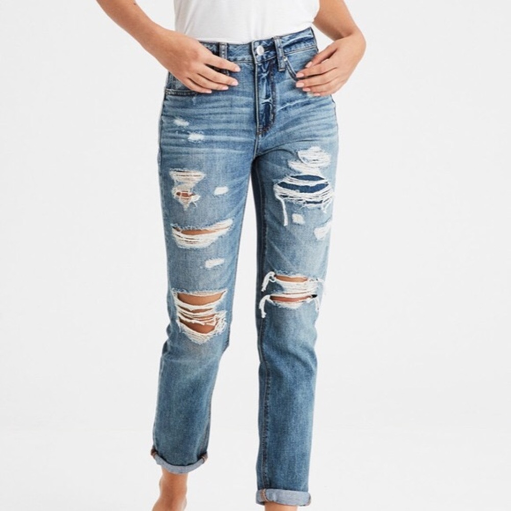 American Eagle ripped boyfriend jeans